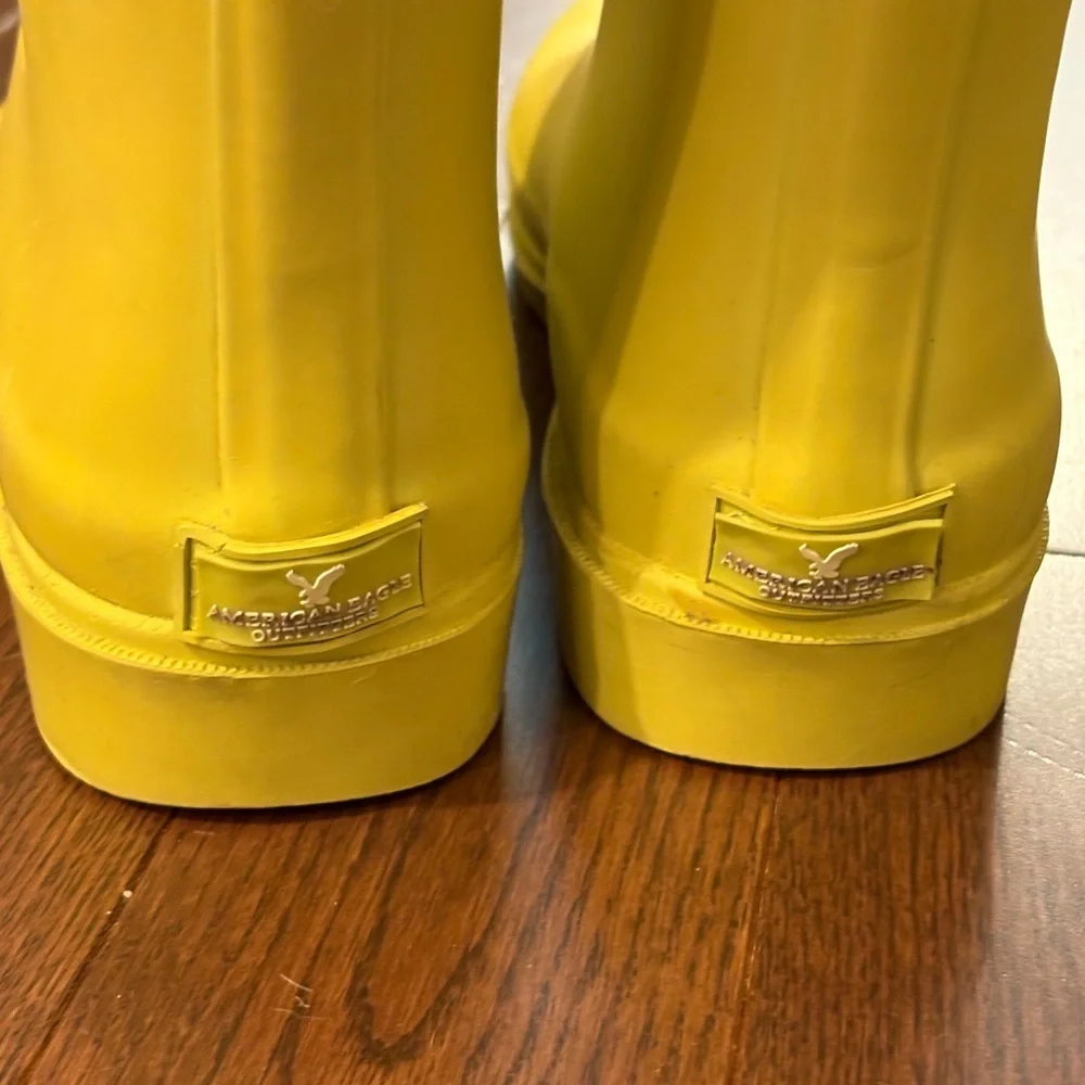 American Eagle Outfitters Yellow Winter Rain Boots - Picture 8 of 10